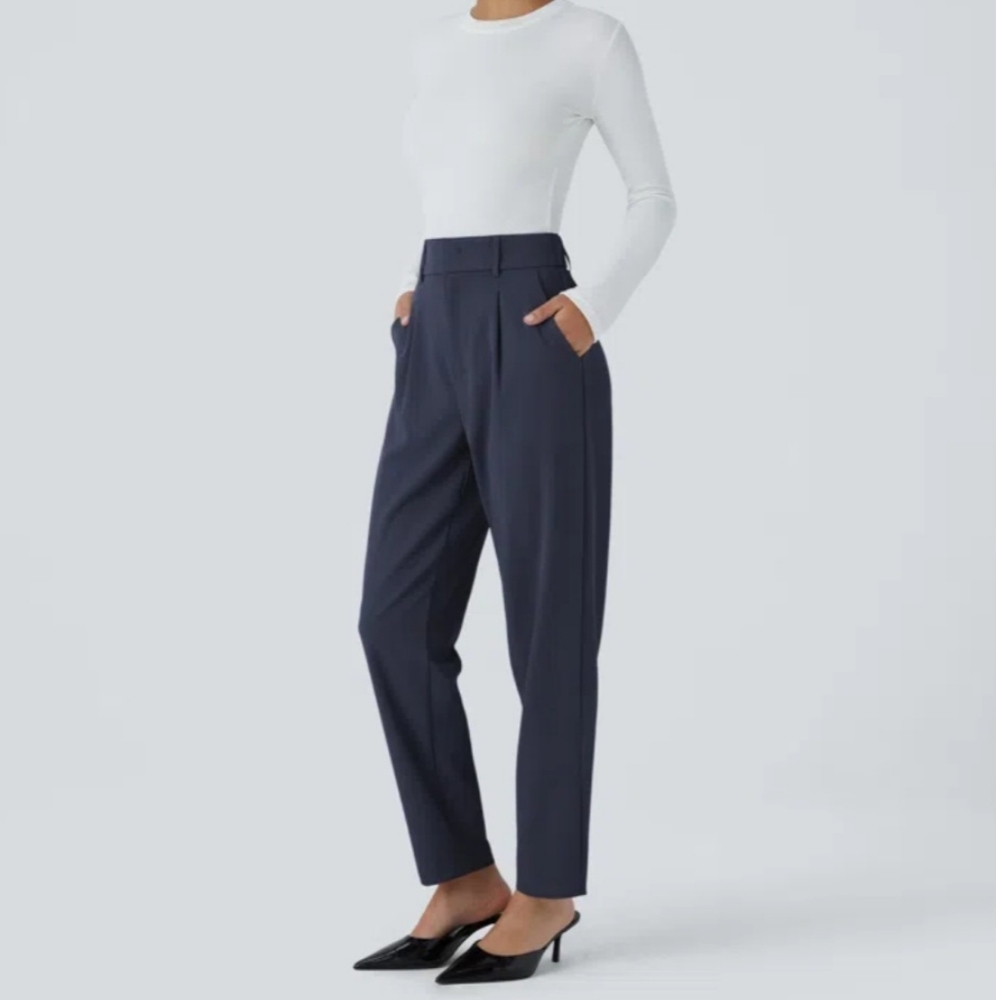 NWT HALARA High Waisted Side Pocket Tapered Pants (Size: L)